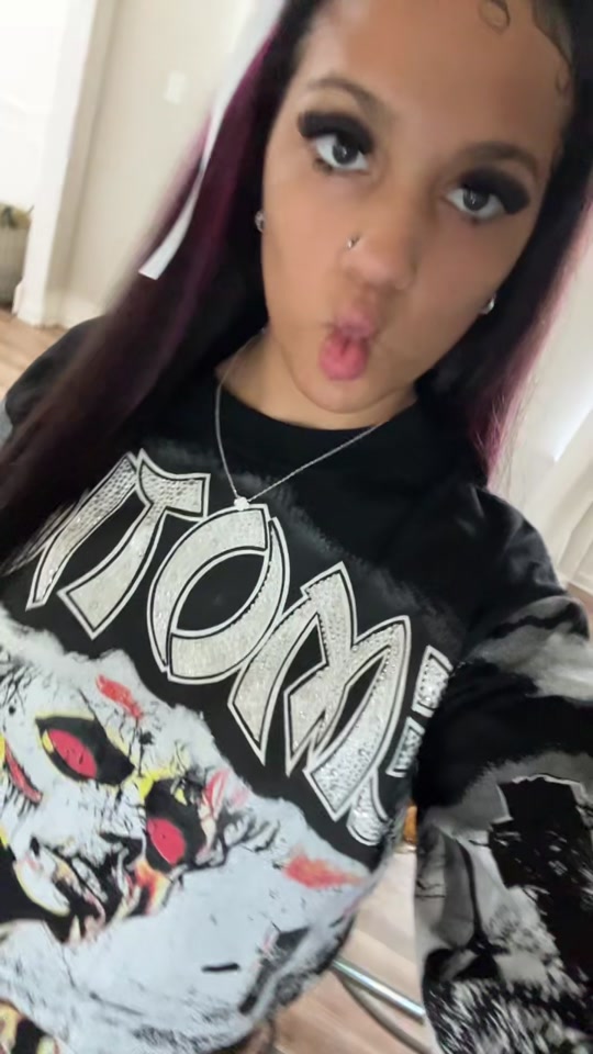 @Malyzsa 💋