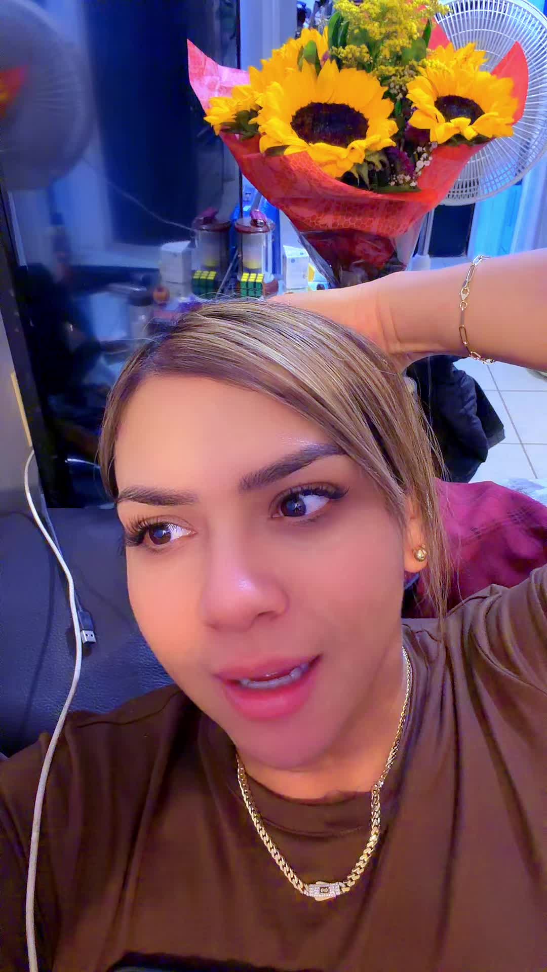 @Ladyalanis02