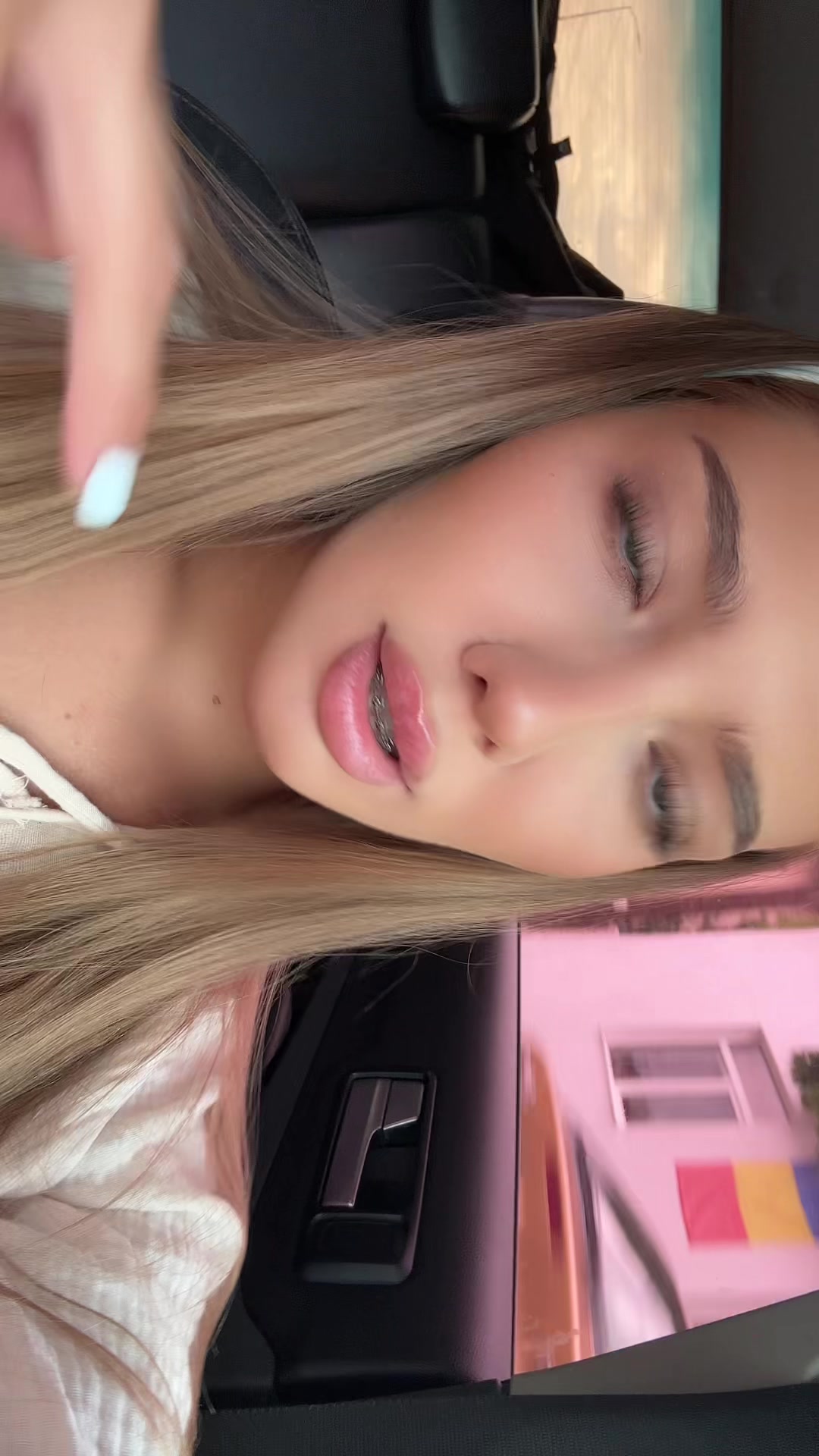 @alexia