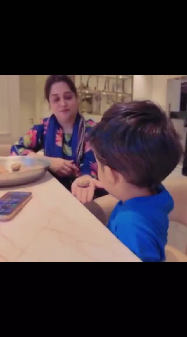@dipika shoaib
