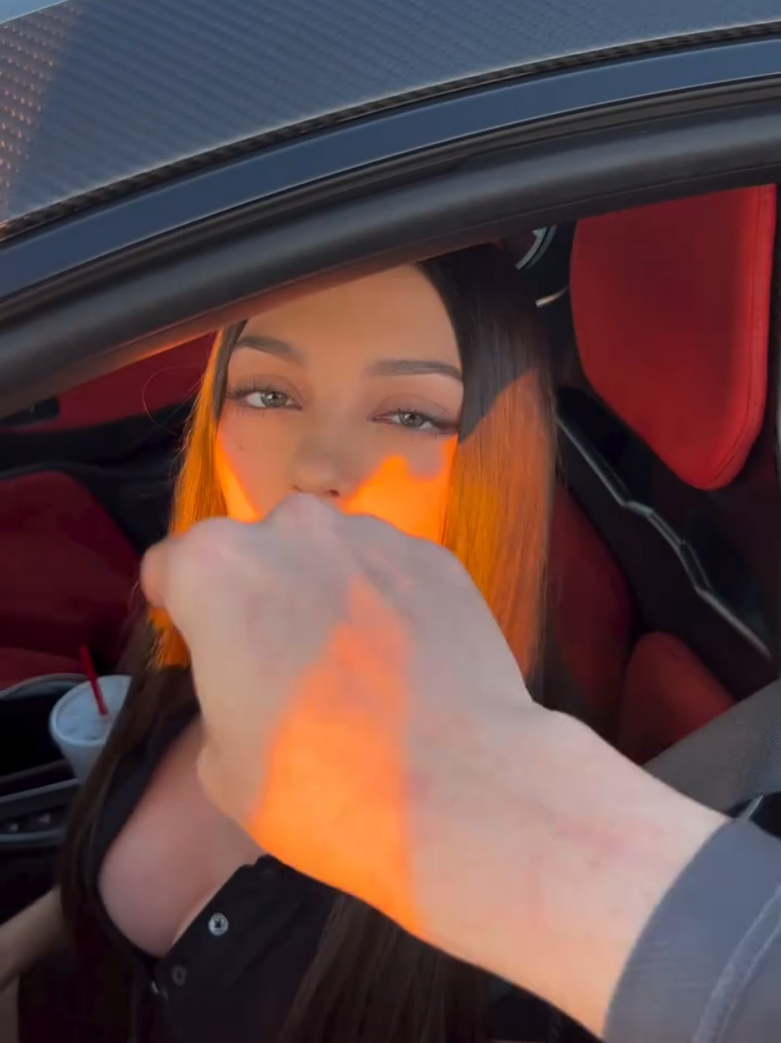 @tikthots