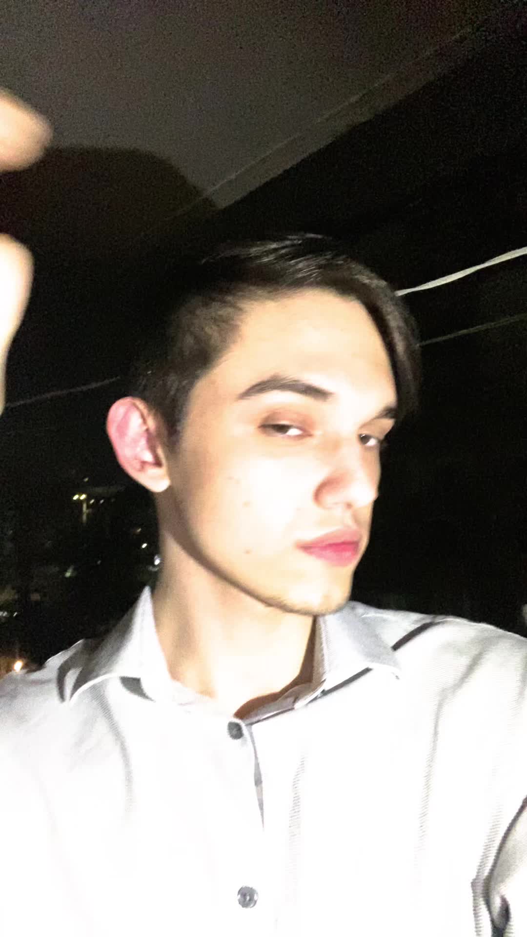 @𝖵𝗅𝖺𝖽𝗂𝗌𝗅𝖺𝗏