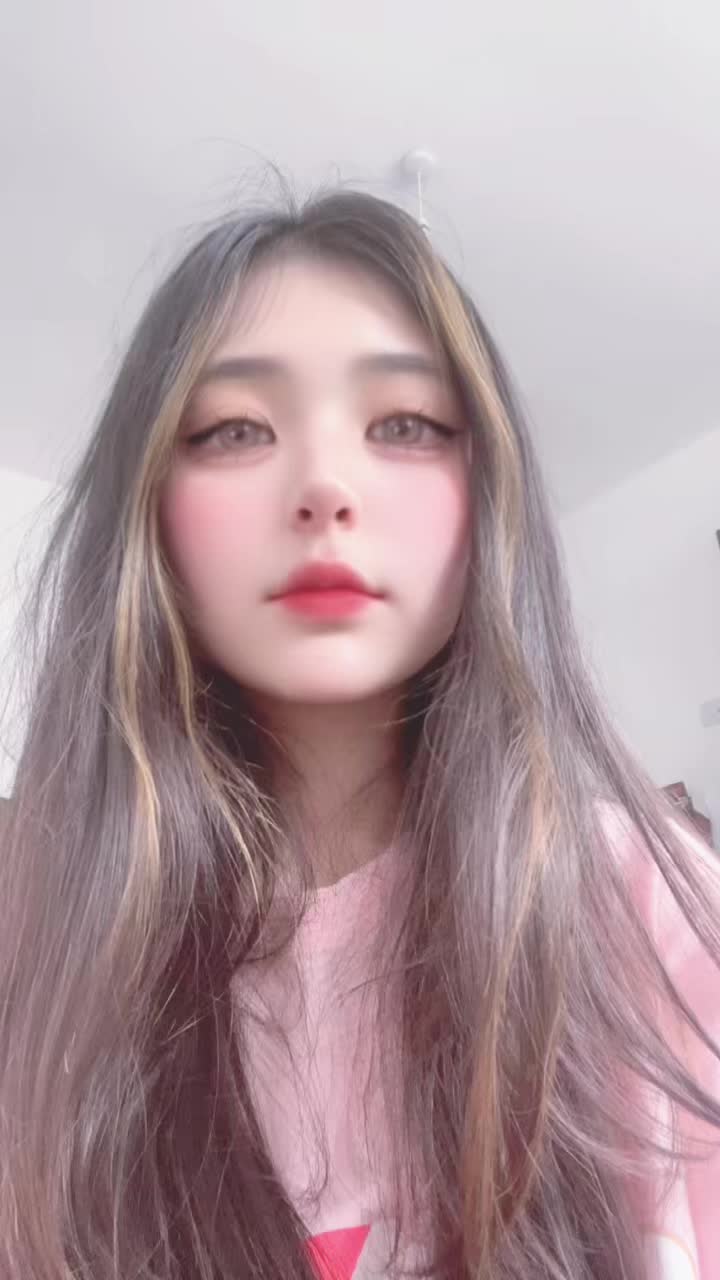@𝑬 ୨୧