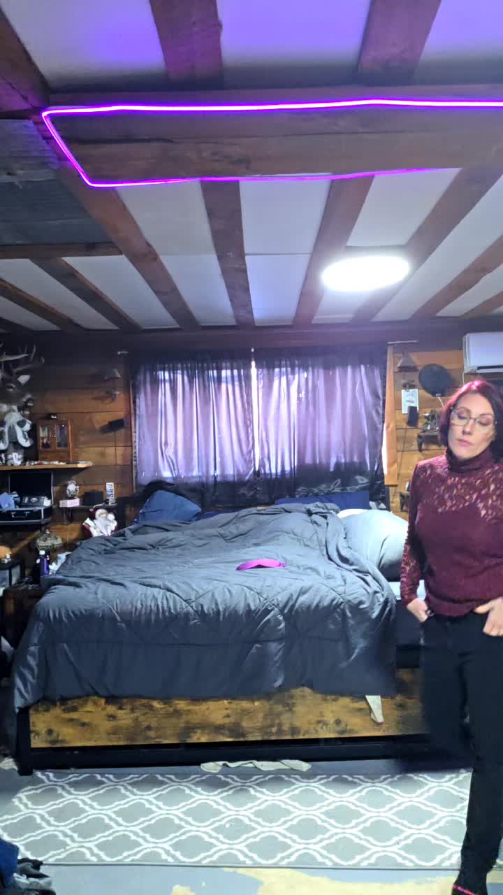 @Phixius