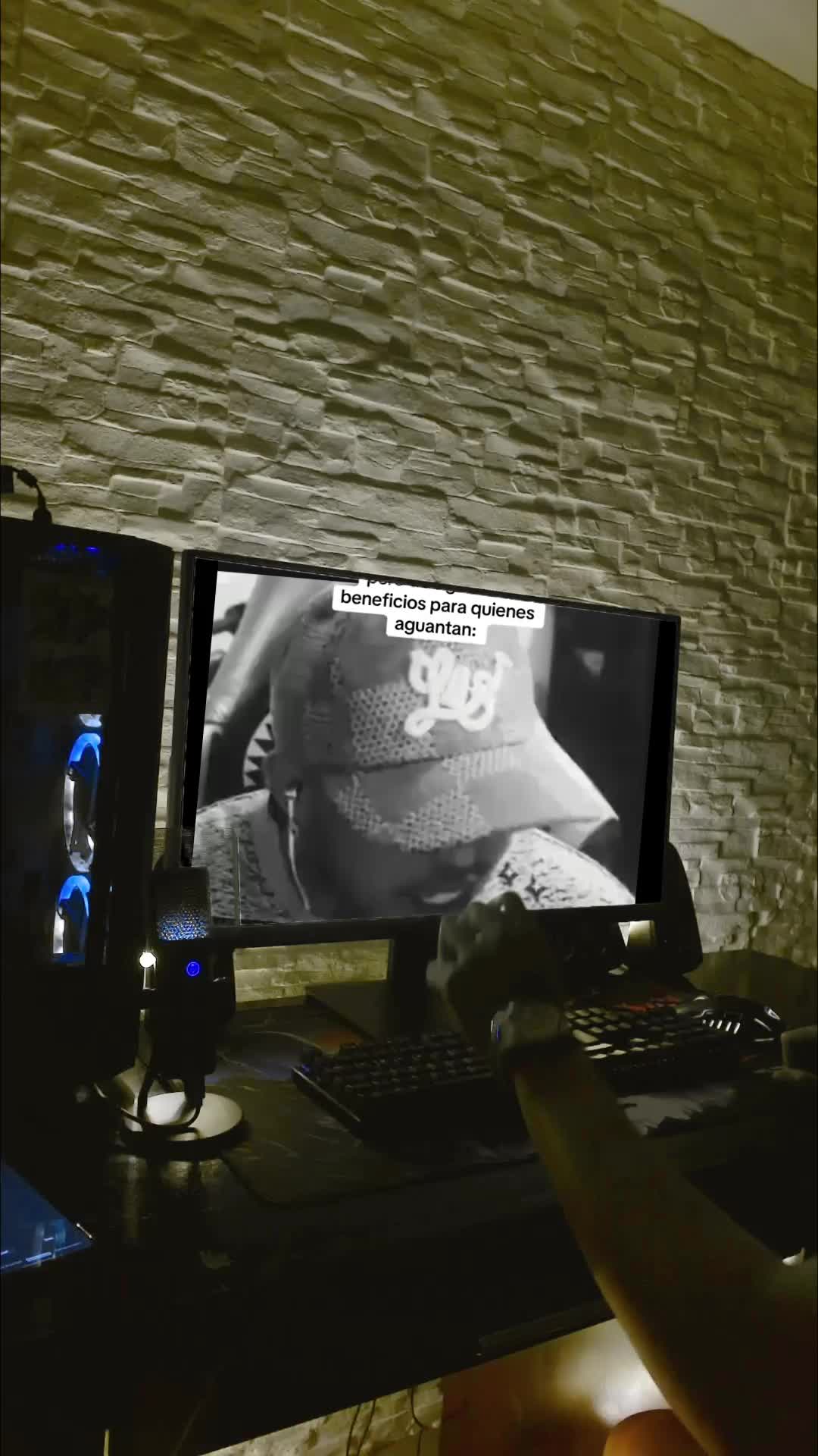 @soy_julian