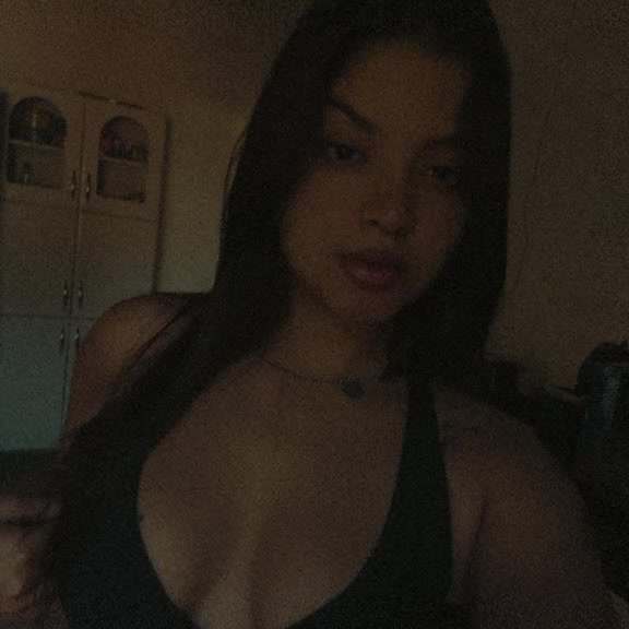 @Bruna Ellem751