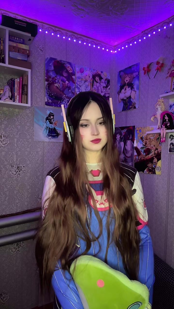 @Мышка жена 🐭