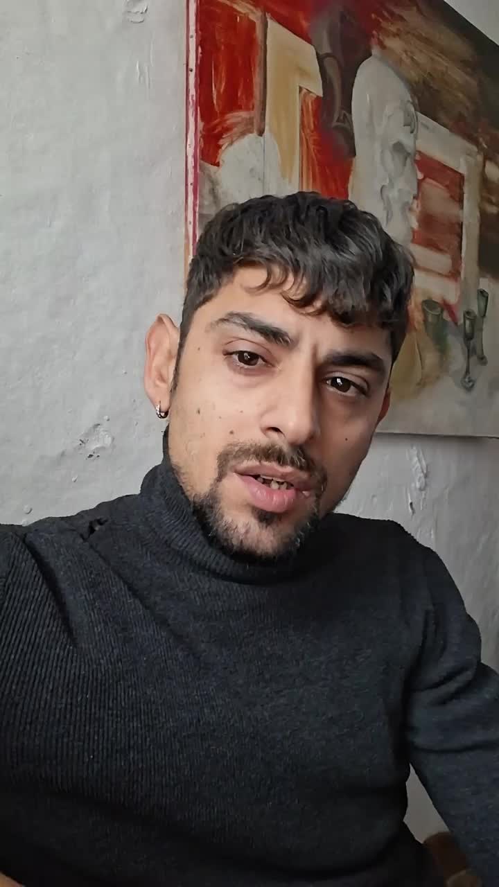 @omul cu povesti de groaza