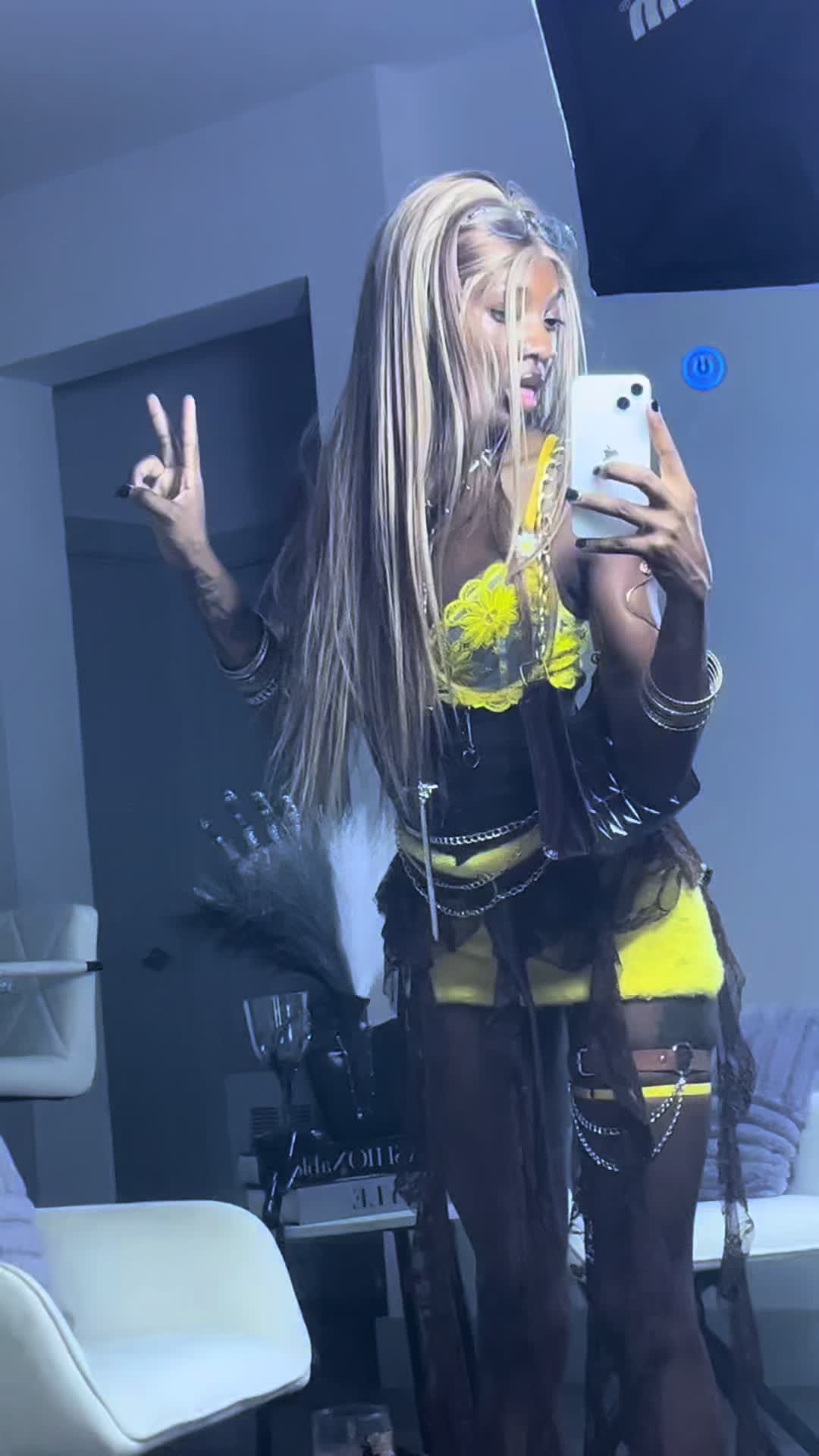 @HealShay