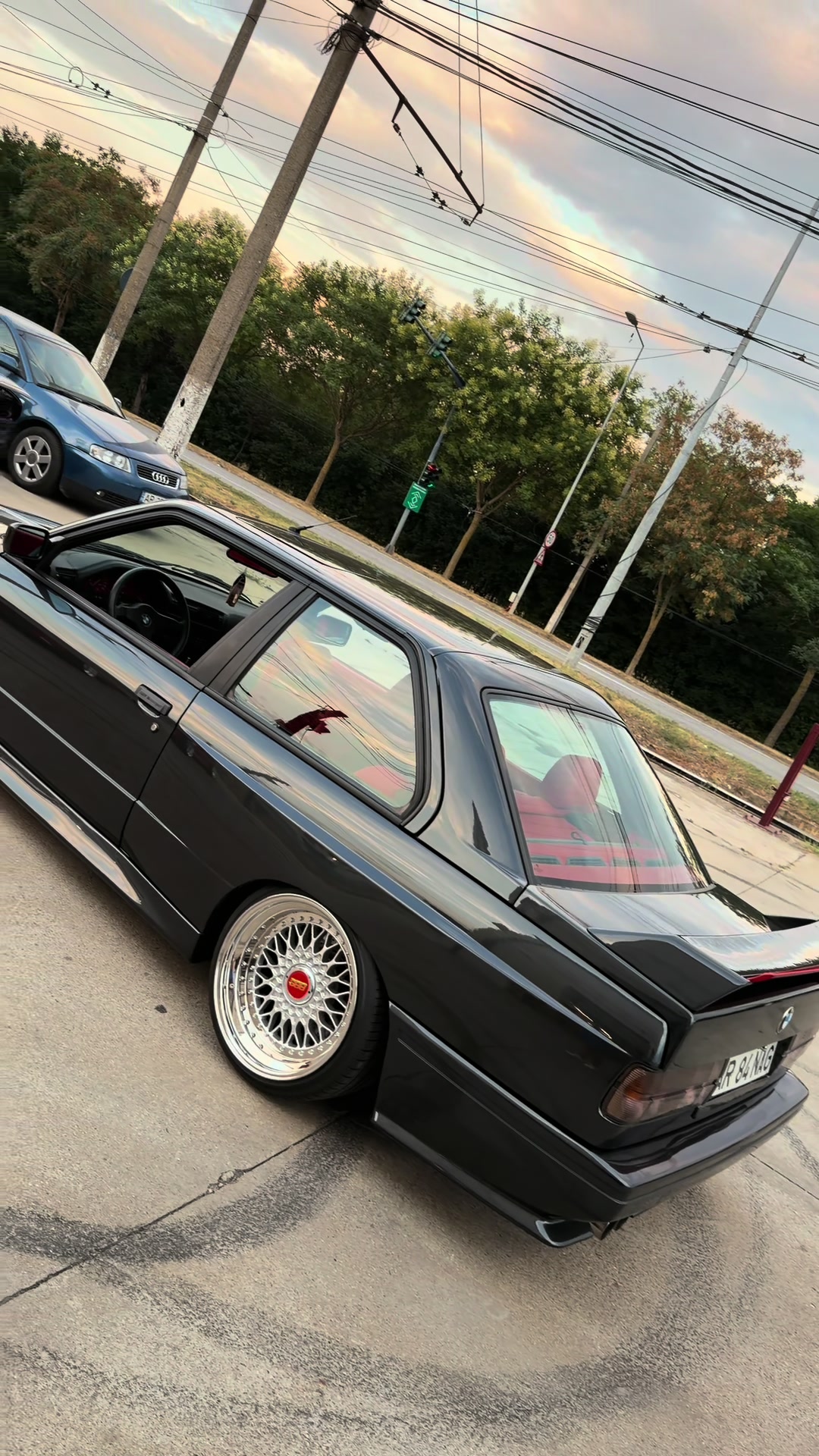 @BMW E30 Arad