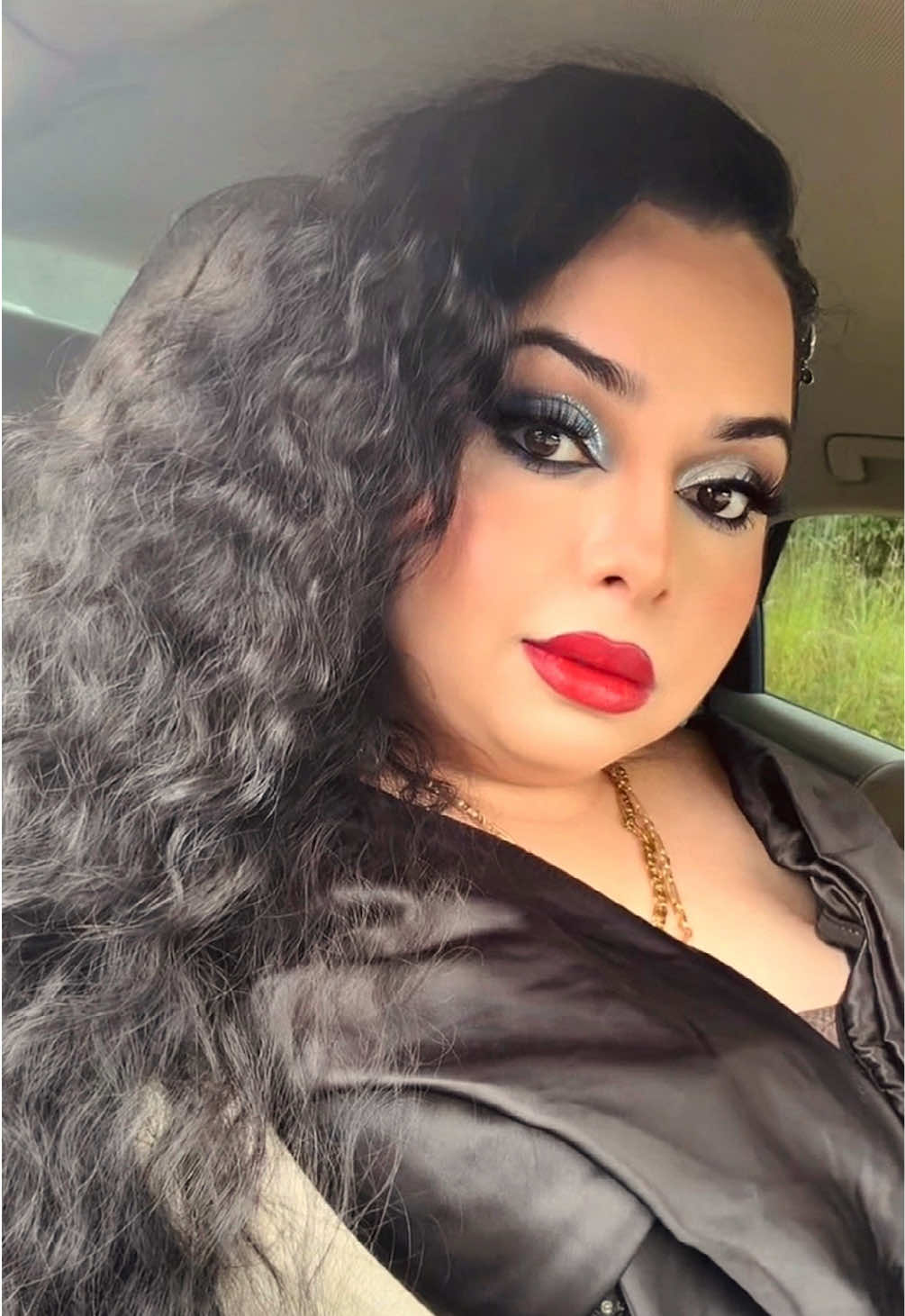 @𝗦 𝗢 𝗙 𝗜 𝗔🌹