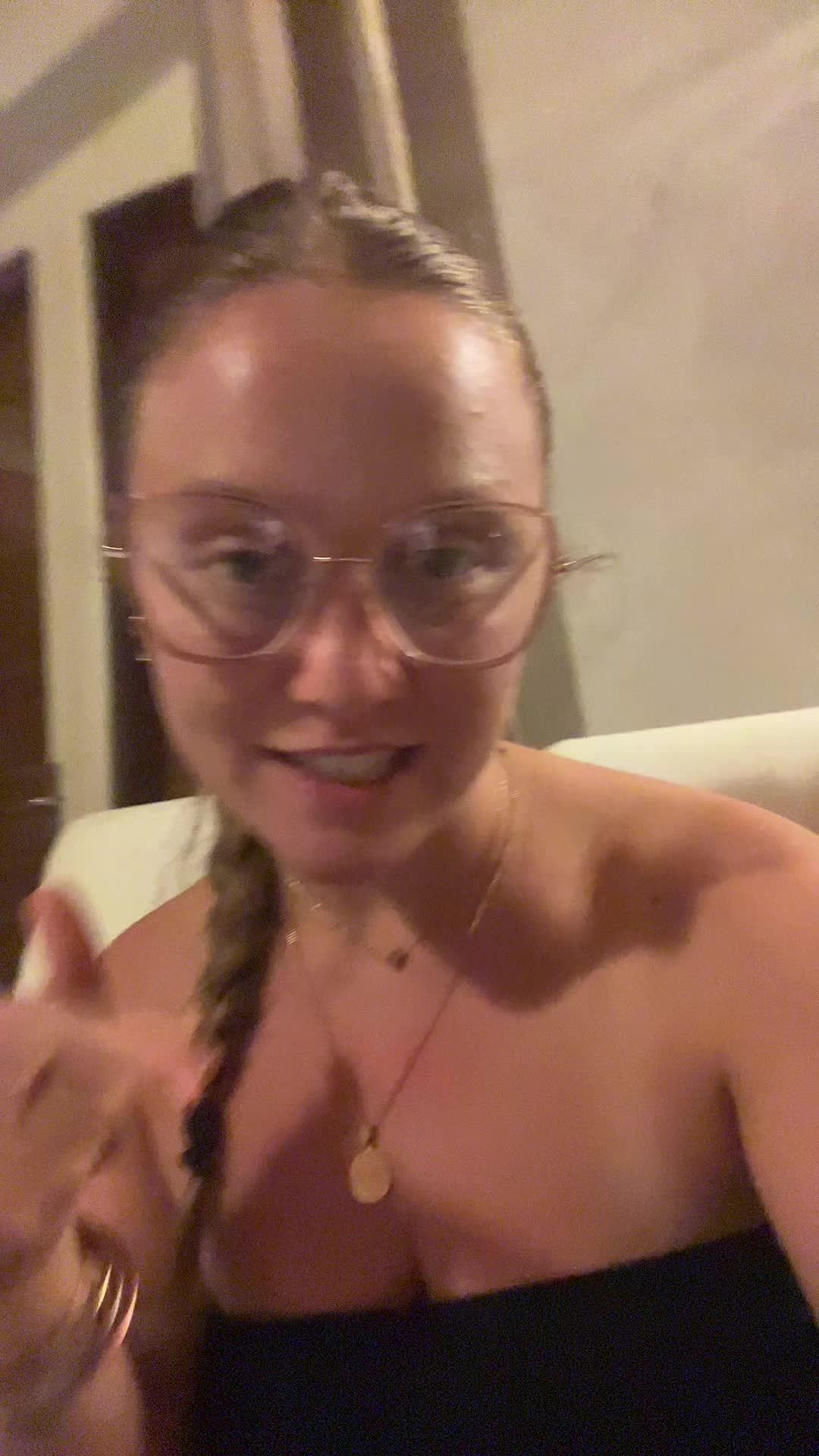 @Justine