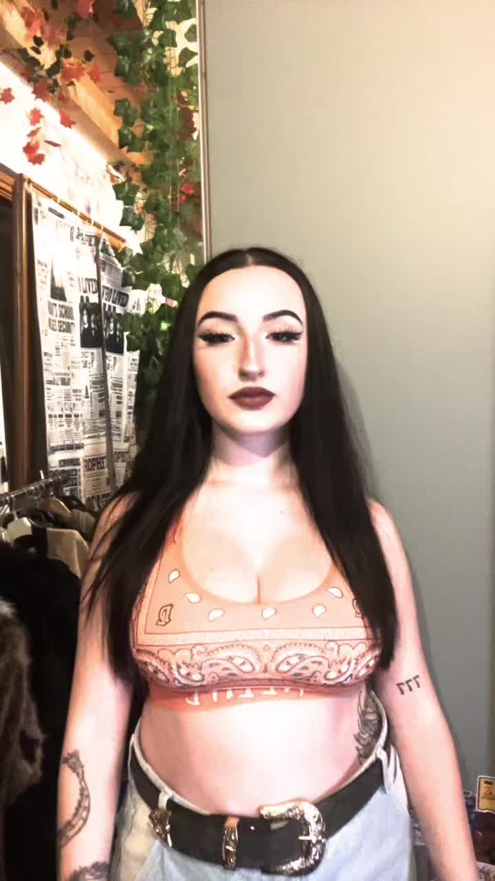 @💋