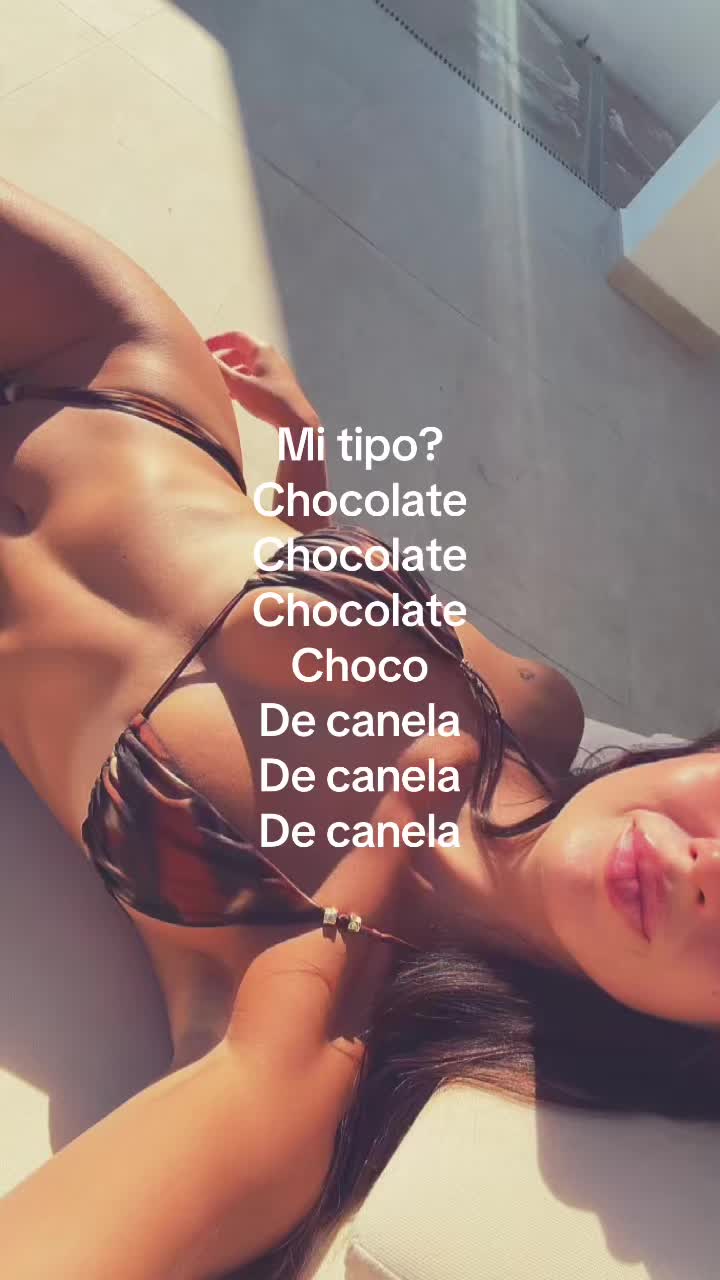 @Anakelly &Aacute;lvarez