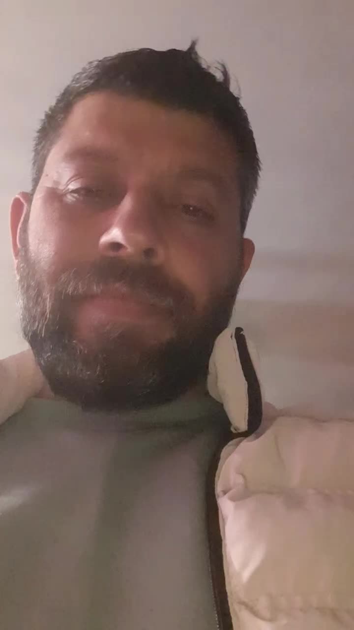 @Leo
