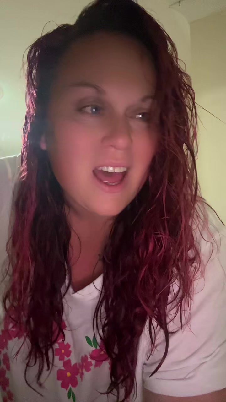 @SarahjustSarah_backup