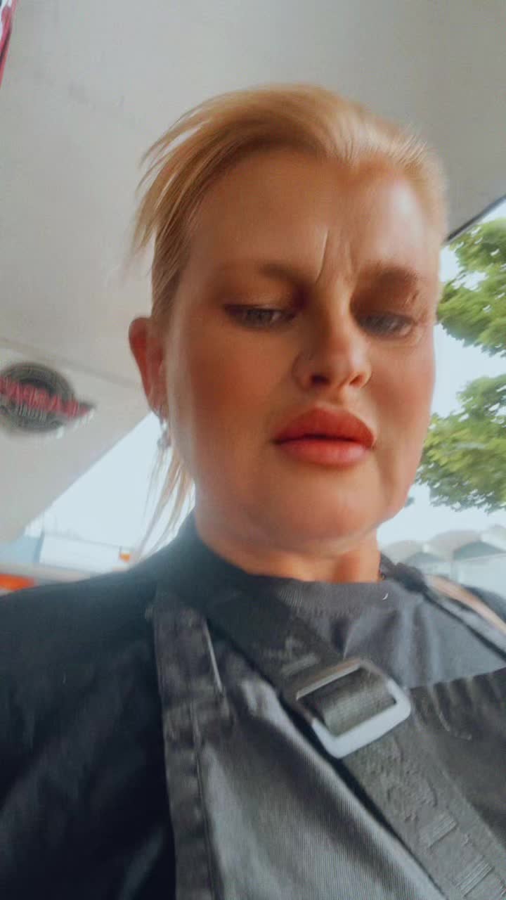 @nikki_19742