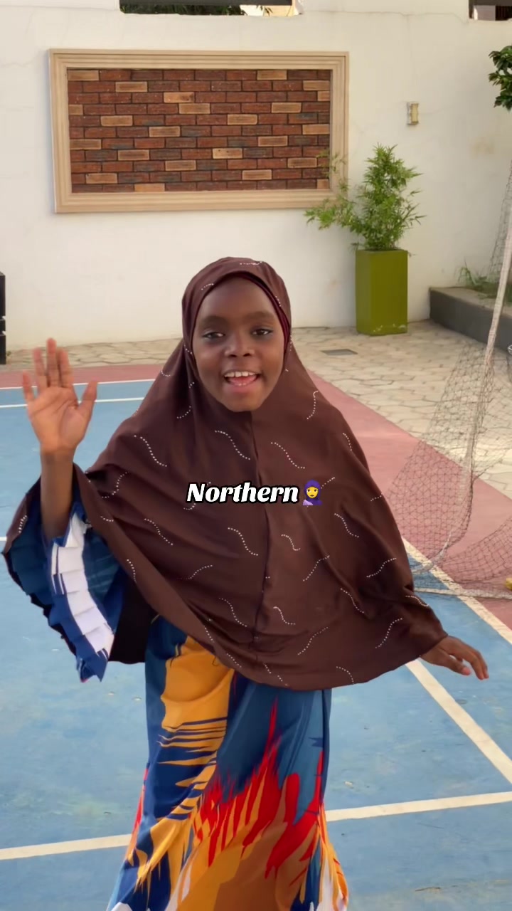 @🧕🌸NORTHERN ♎️ 🛼