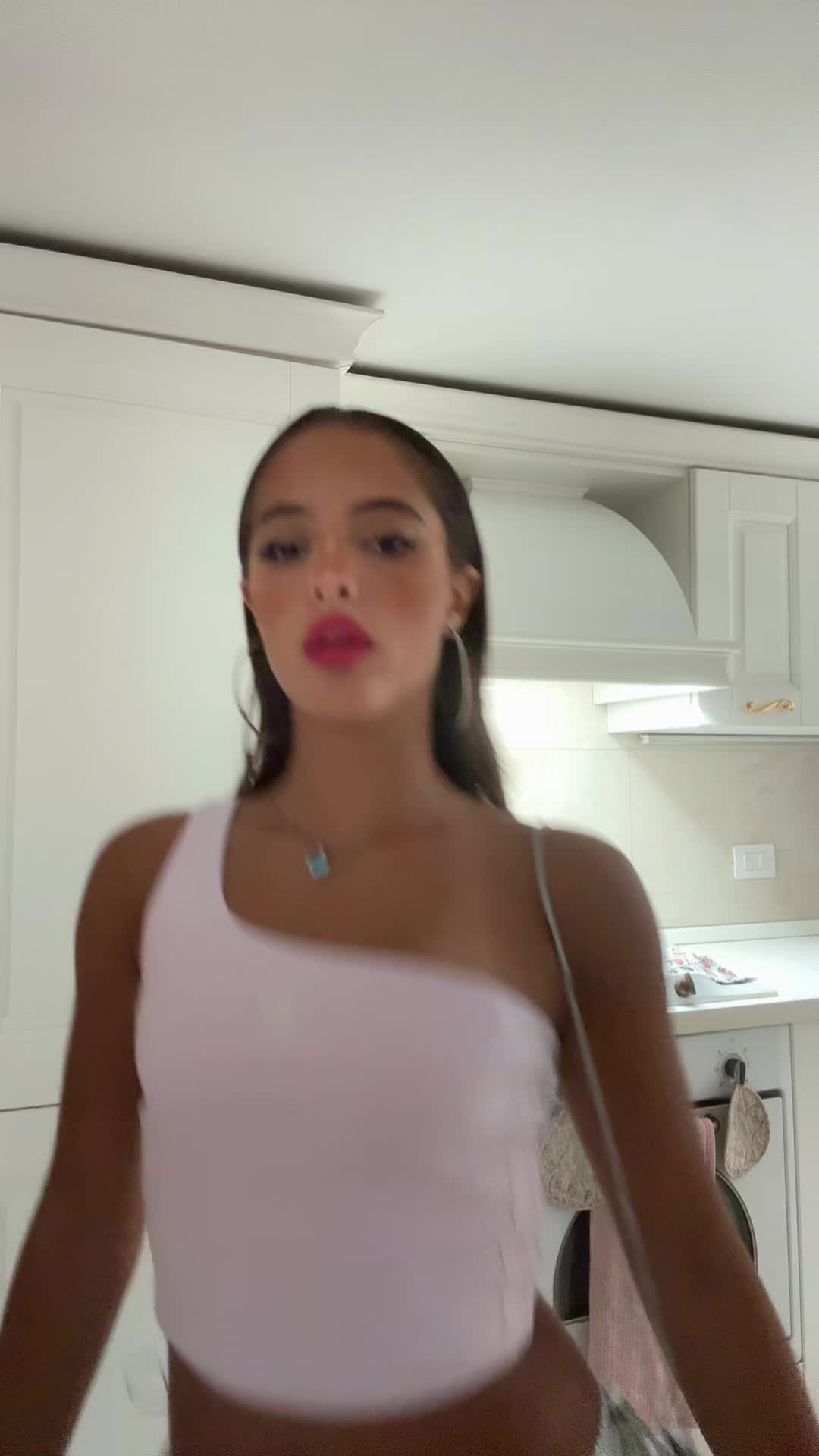 @🔥𝑳𝒂𝑫𝒐𝒓𝒊𝒔𝒓𝒆𝒂𝒍🔥