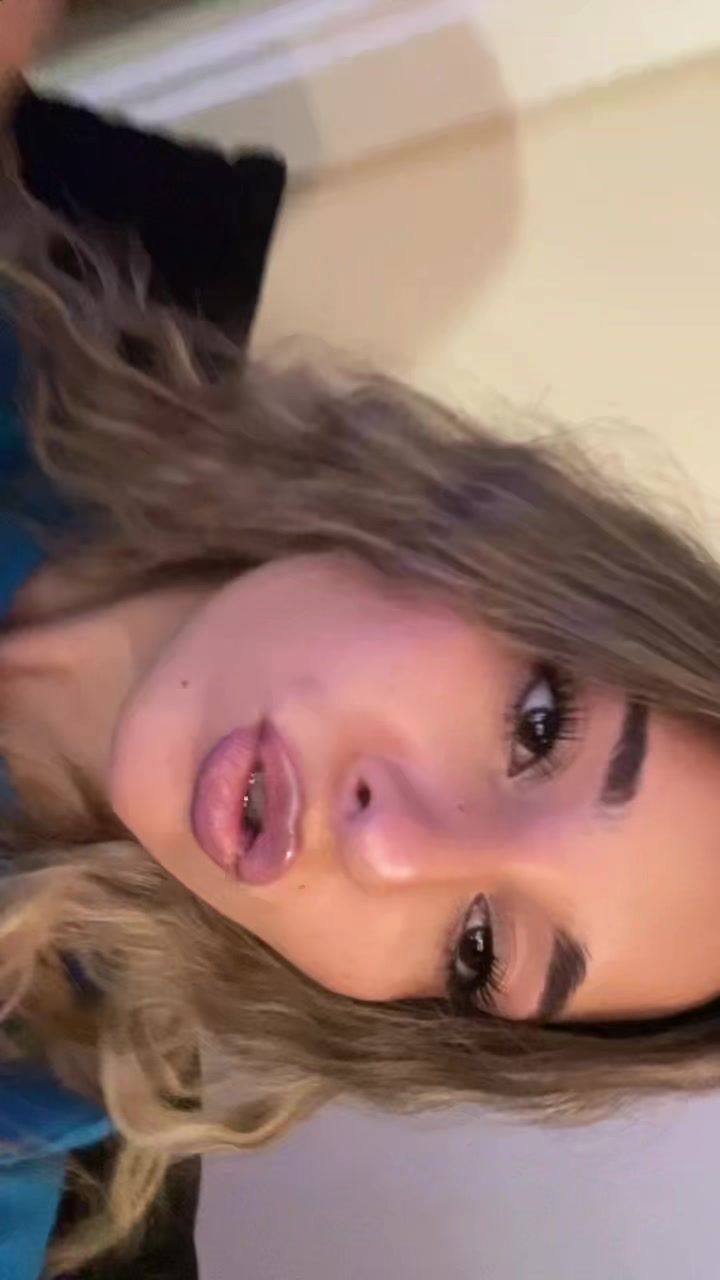 @Nefeli
