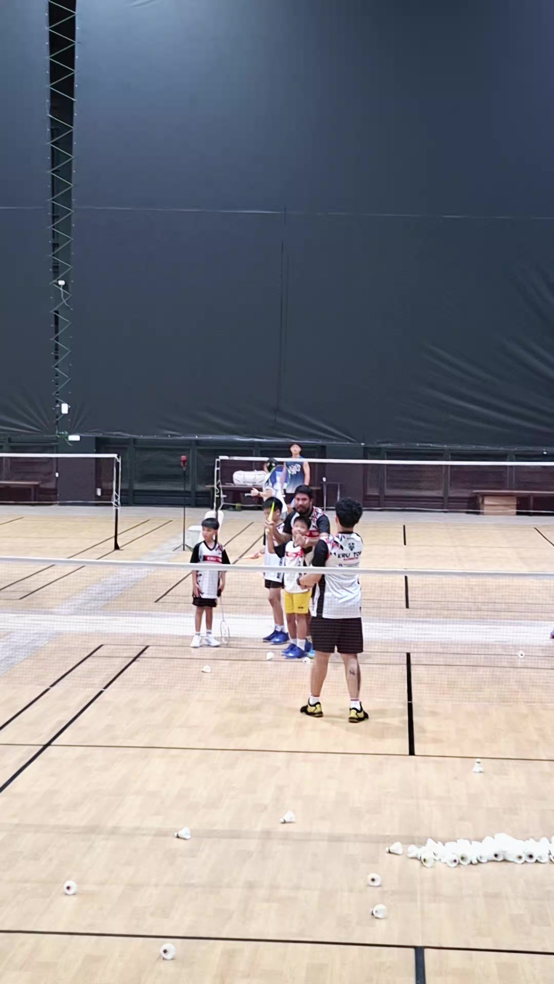 @KrutonBadminton