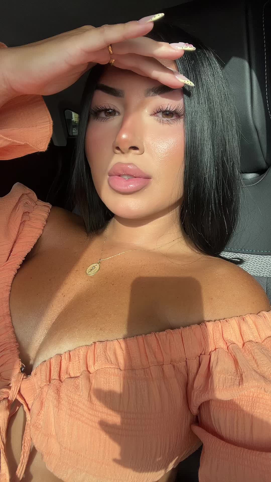 @sheilatrs