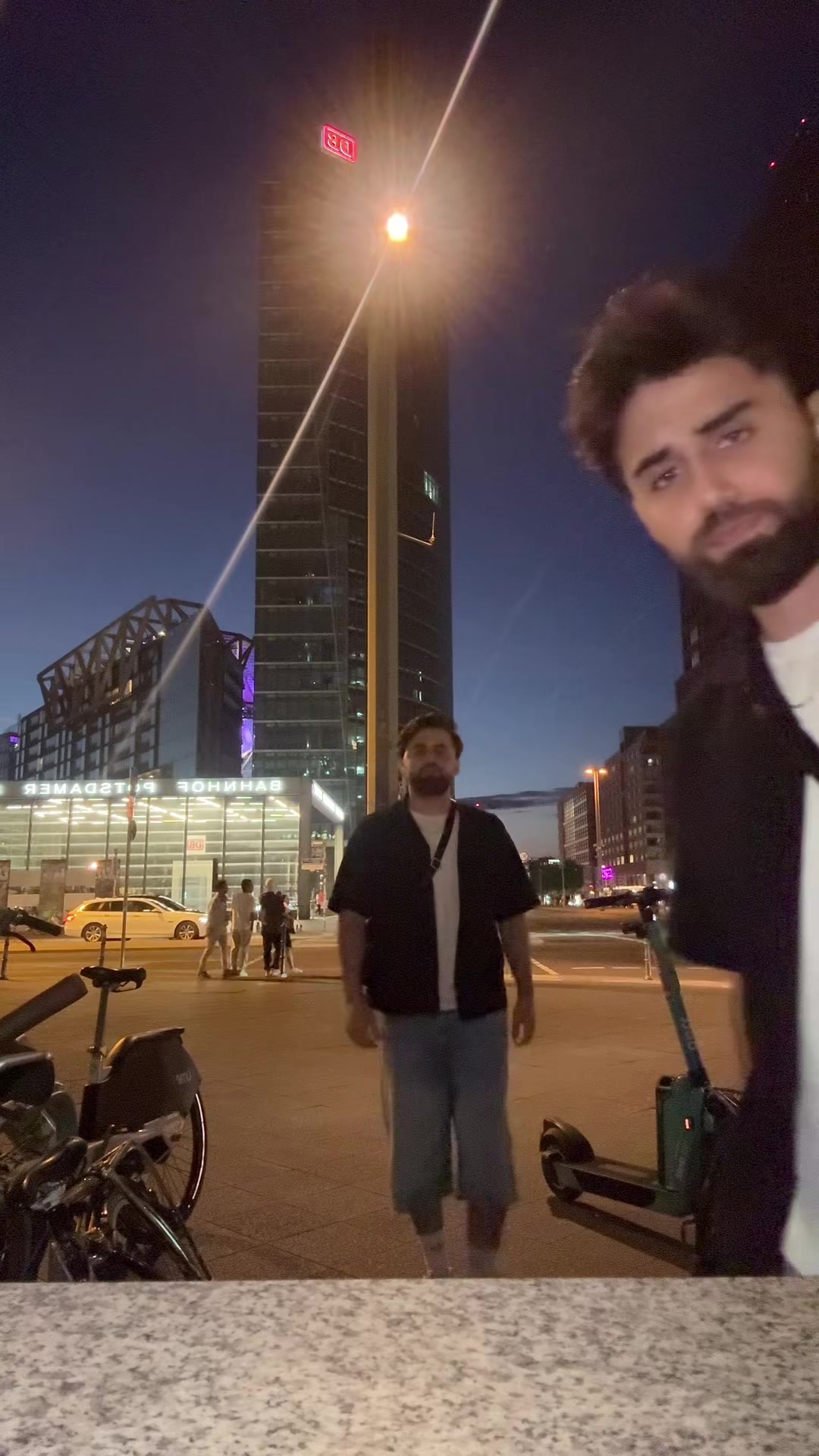 @GlowTwins