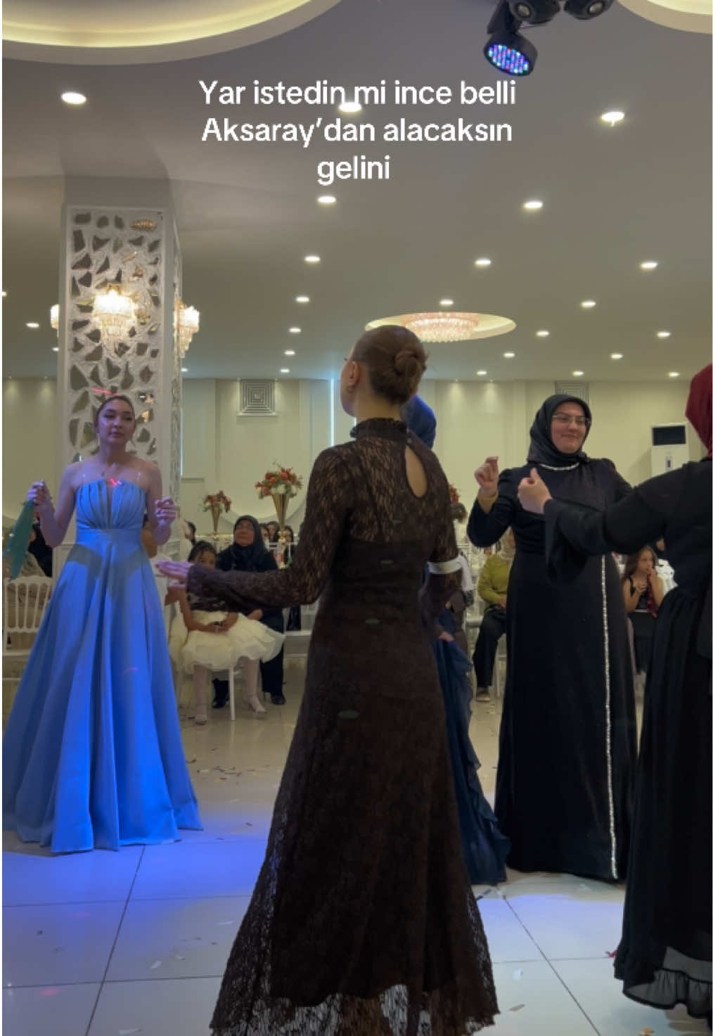 @𝑹𝒐𝒔𝒆𝒉𝒓𝒂 ✶