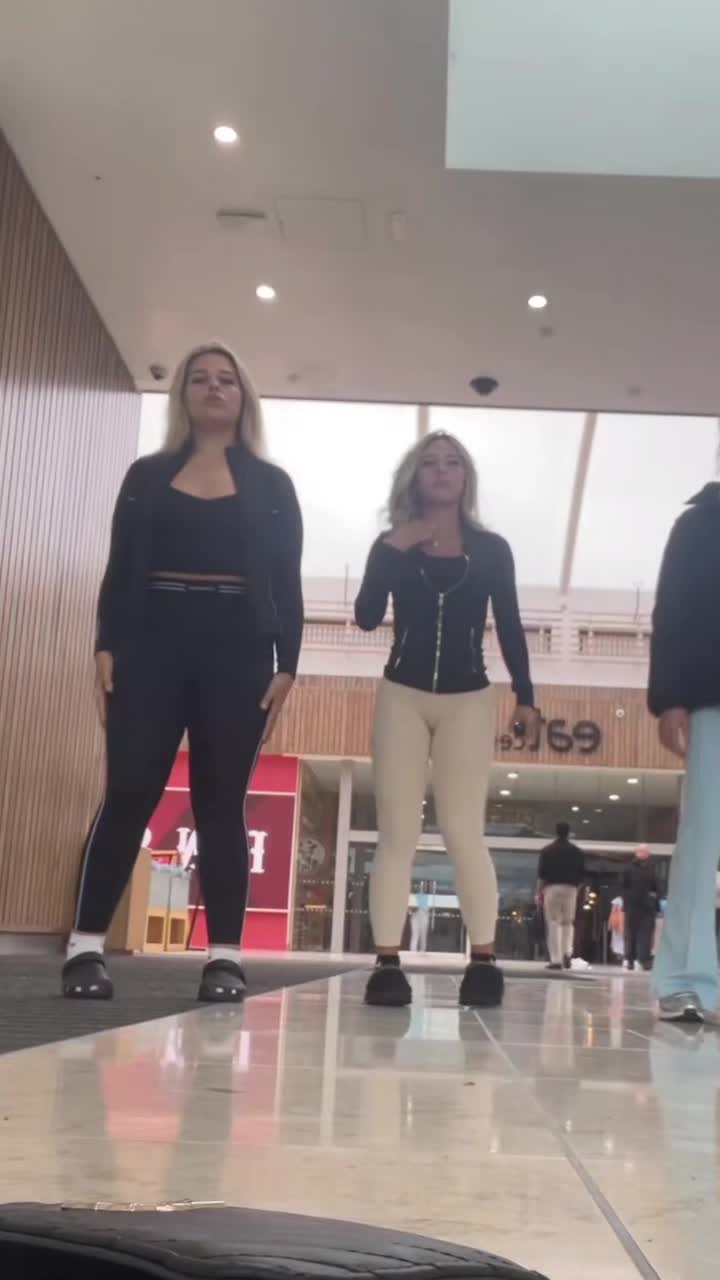 @Lꨄ