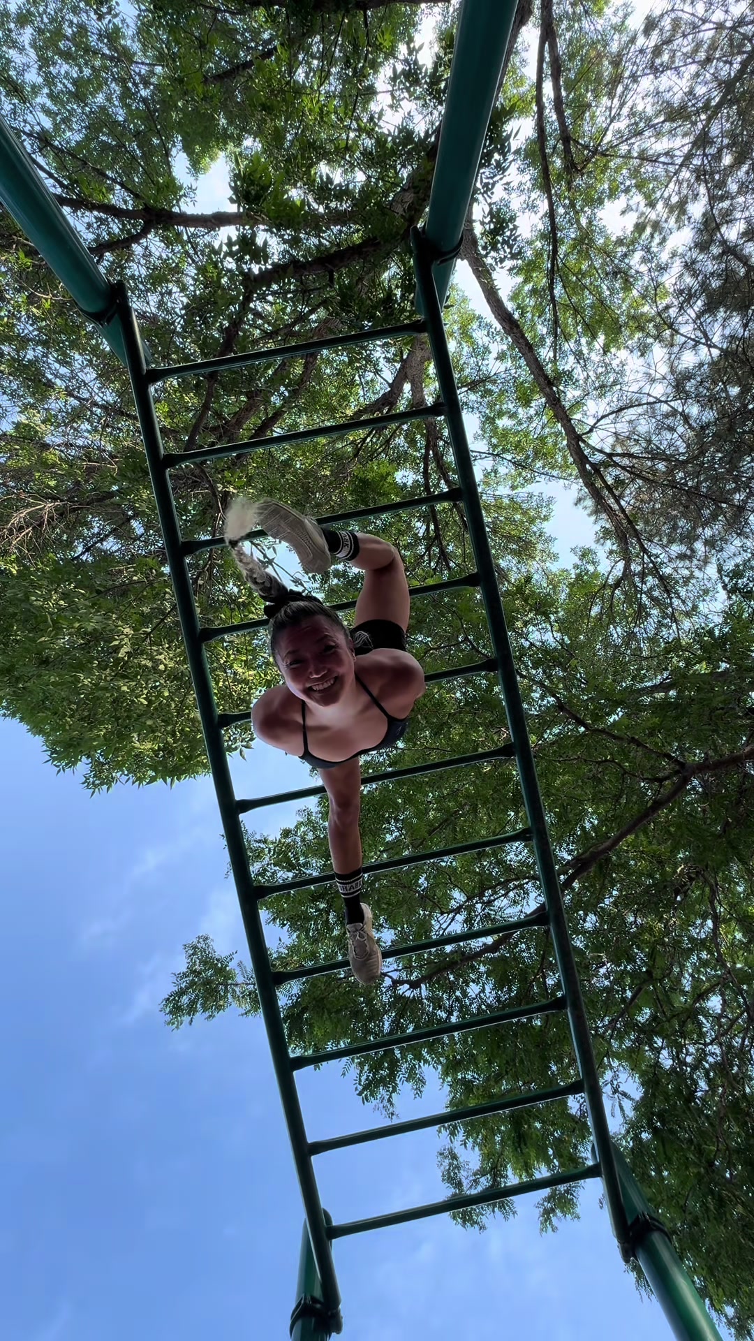 @CJ | Calisthenics | Fitness🦋