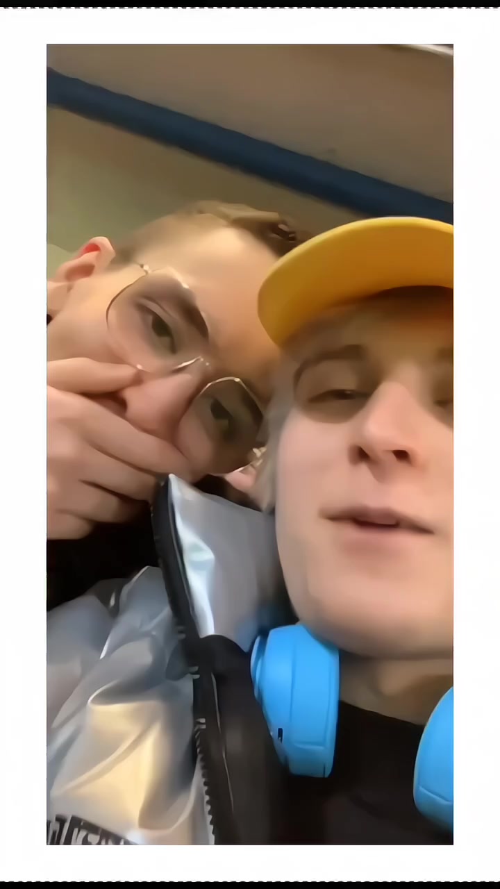 @🧌