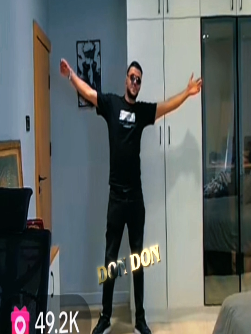 @𝔼𝕃 𝔻𝕀ℕ𝔼ℝ𝕀 🏴&zwj;☠️