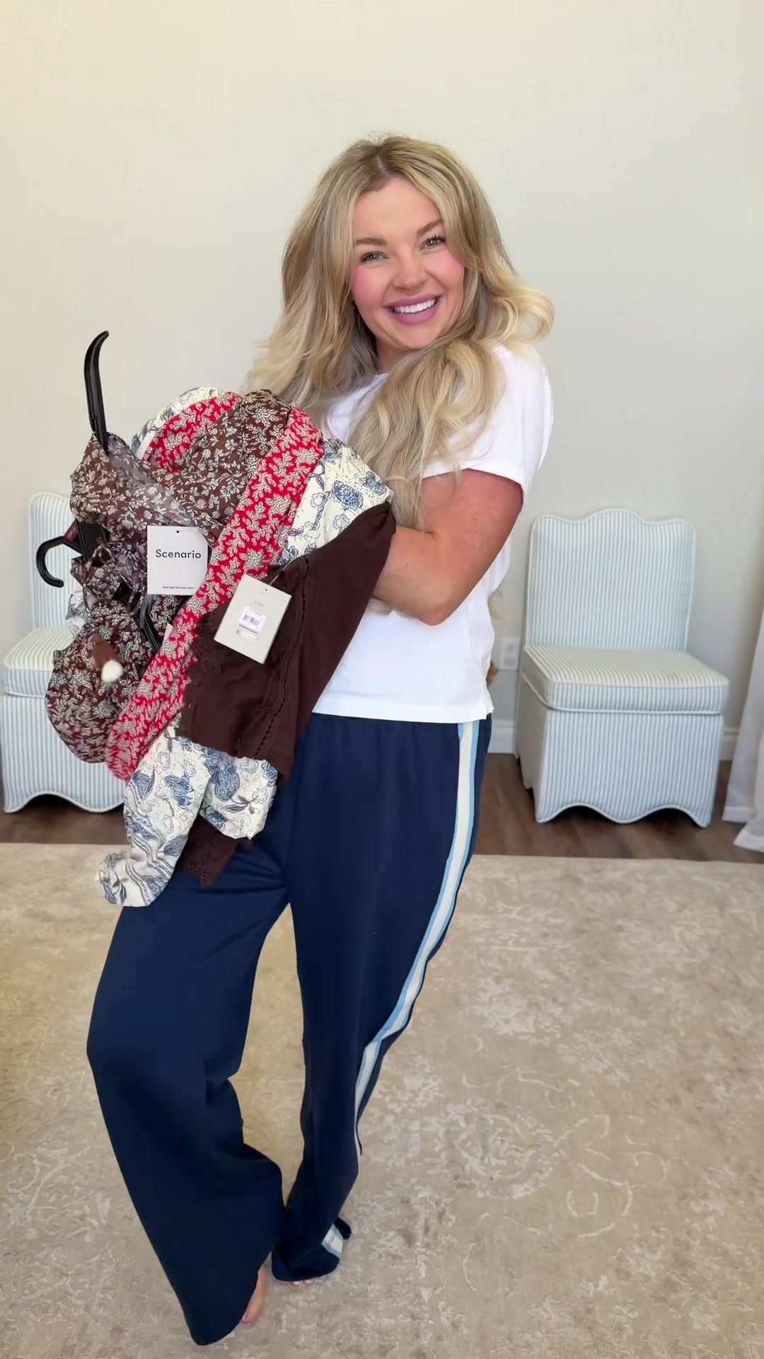 @Olivia May | Mom Style & Hacks