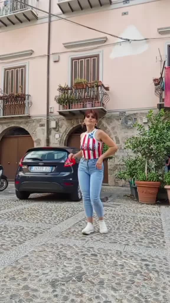 @Little_Zina_