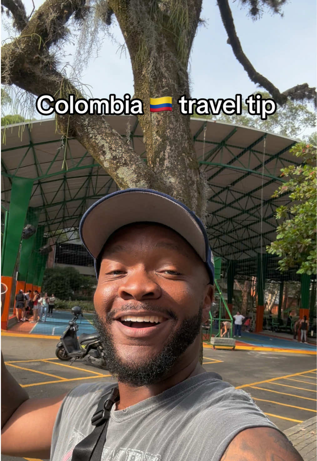 @trippinwithtrav