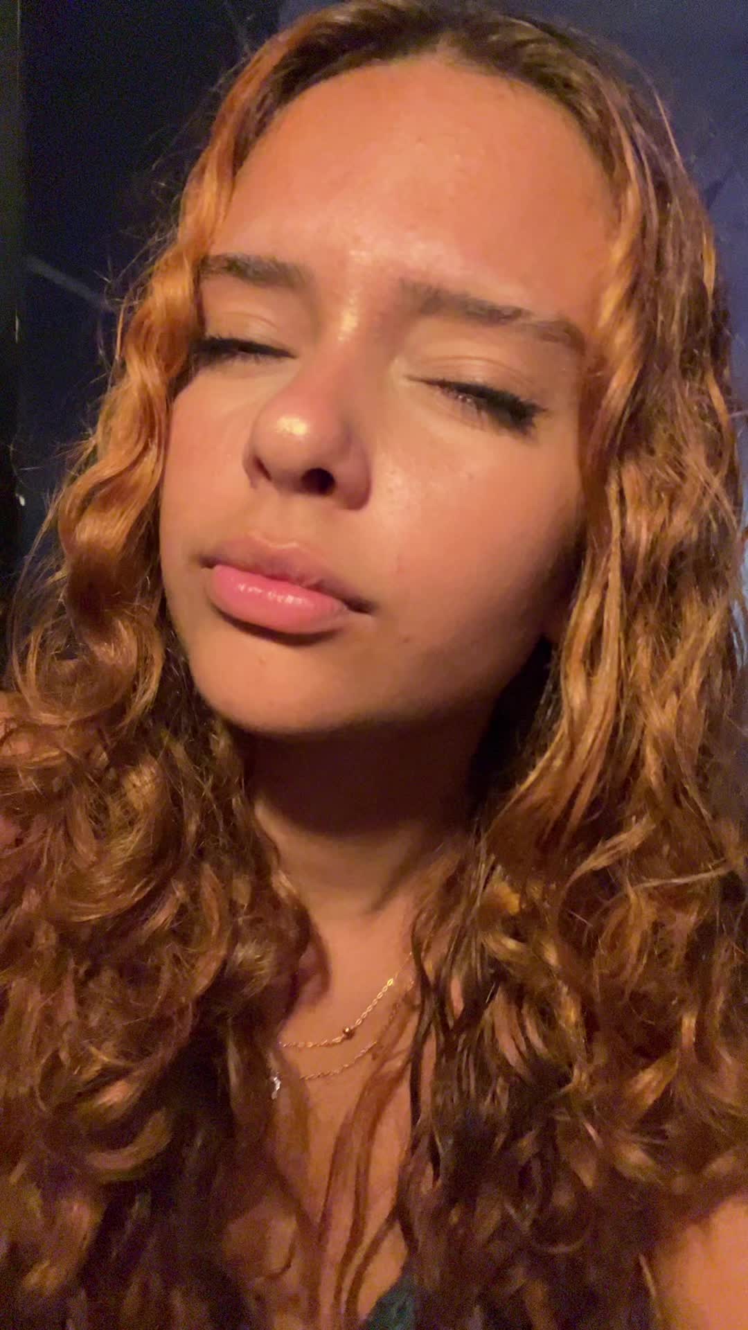 @𝓛𝓾𝓷𝓪♡