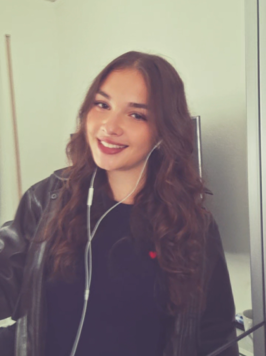 @јелена💫