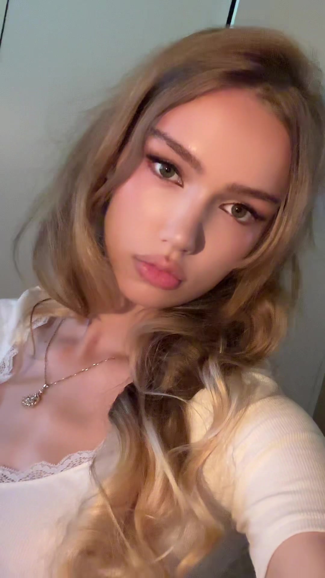 @Eva