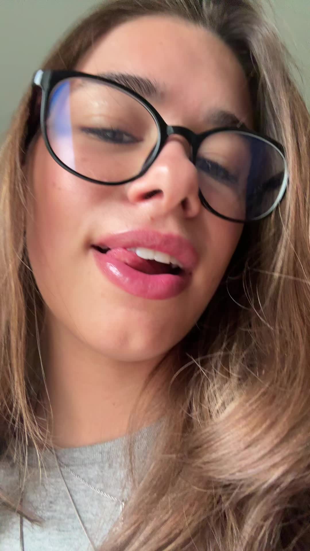 @Elisa