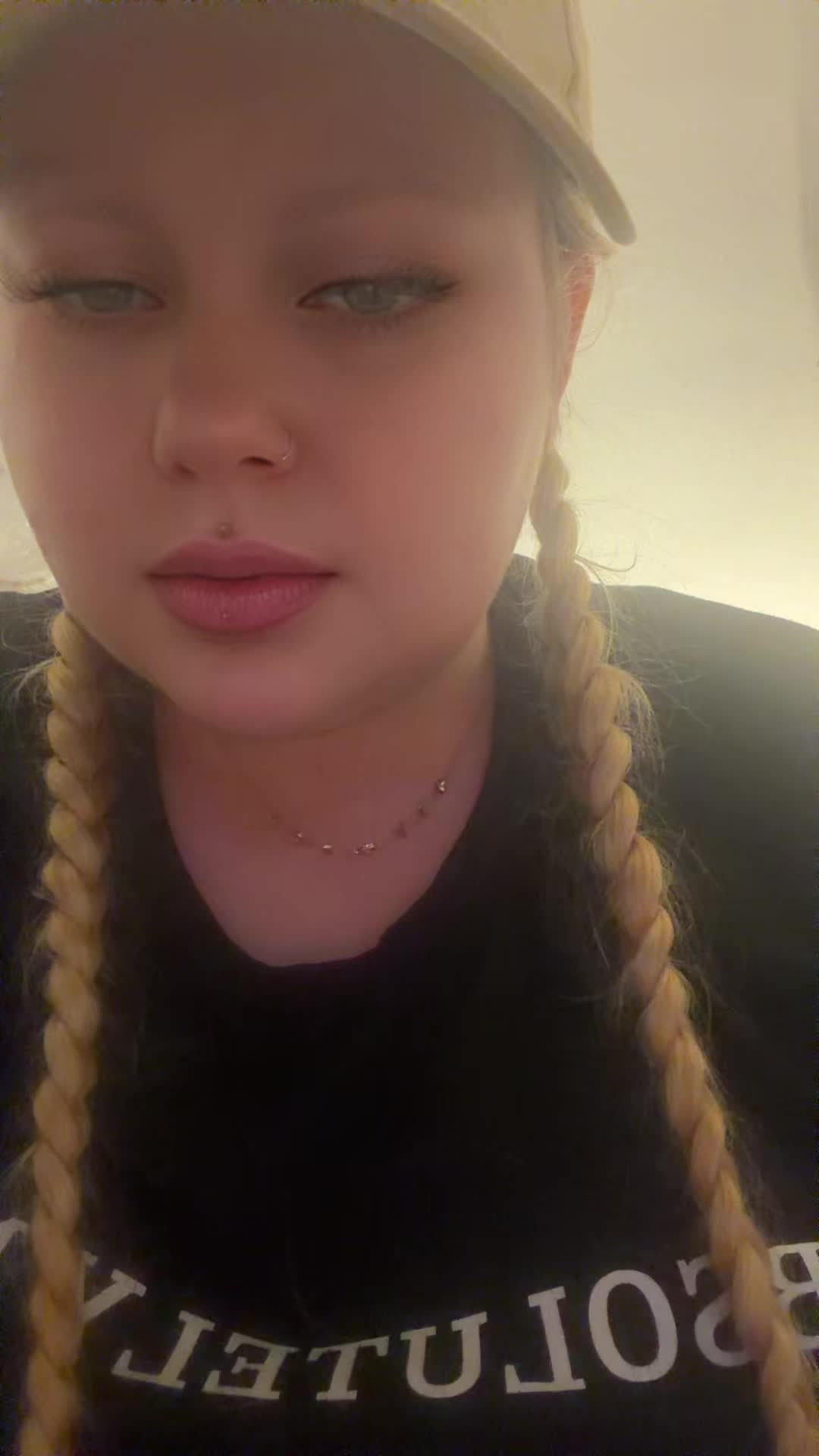 @whosthiseef