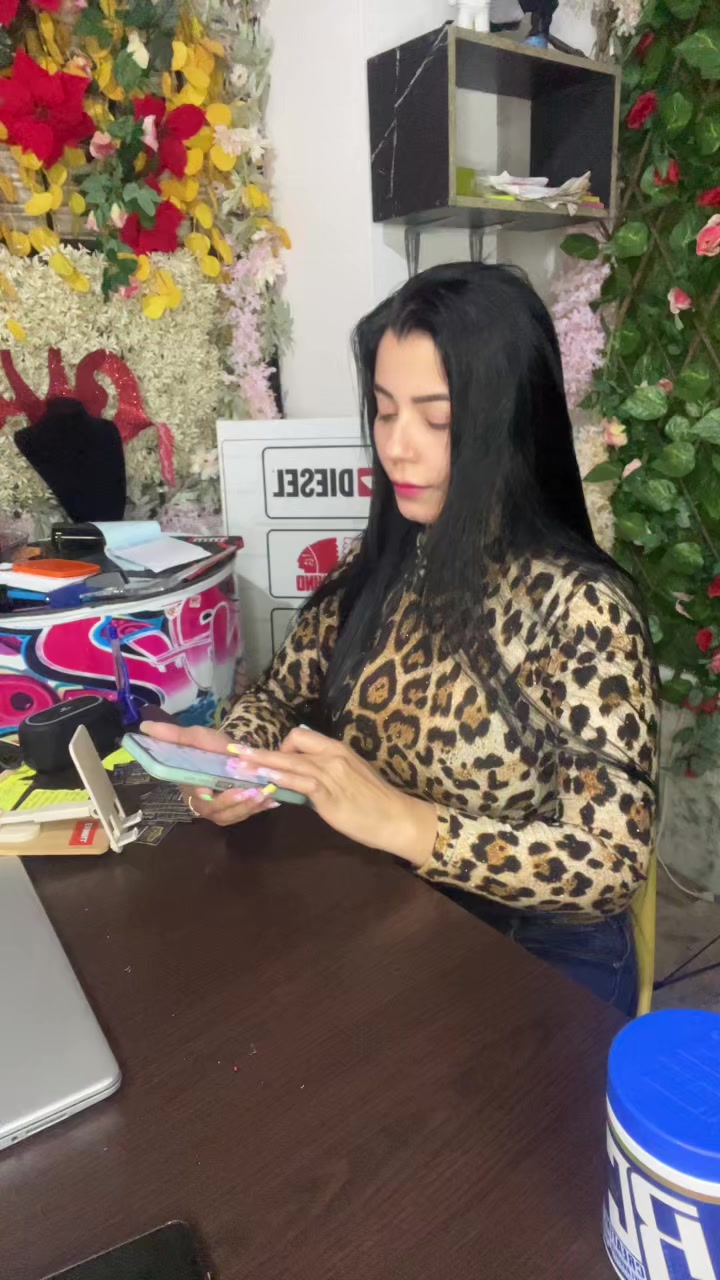 @Lucy Store