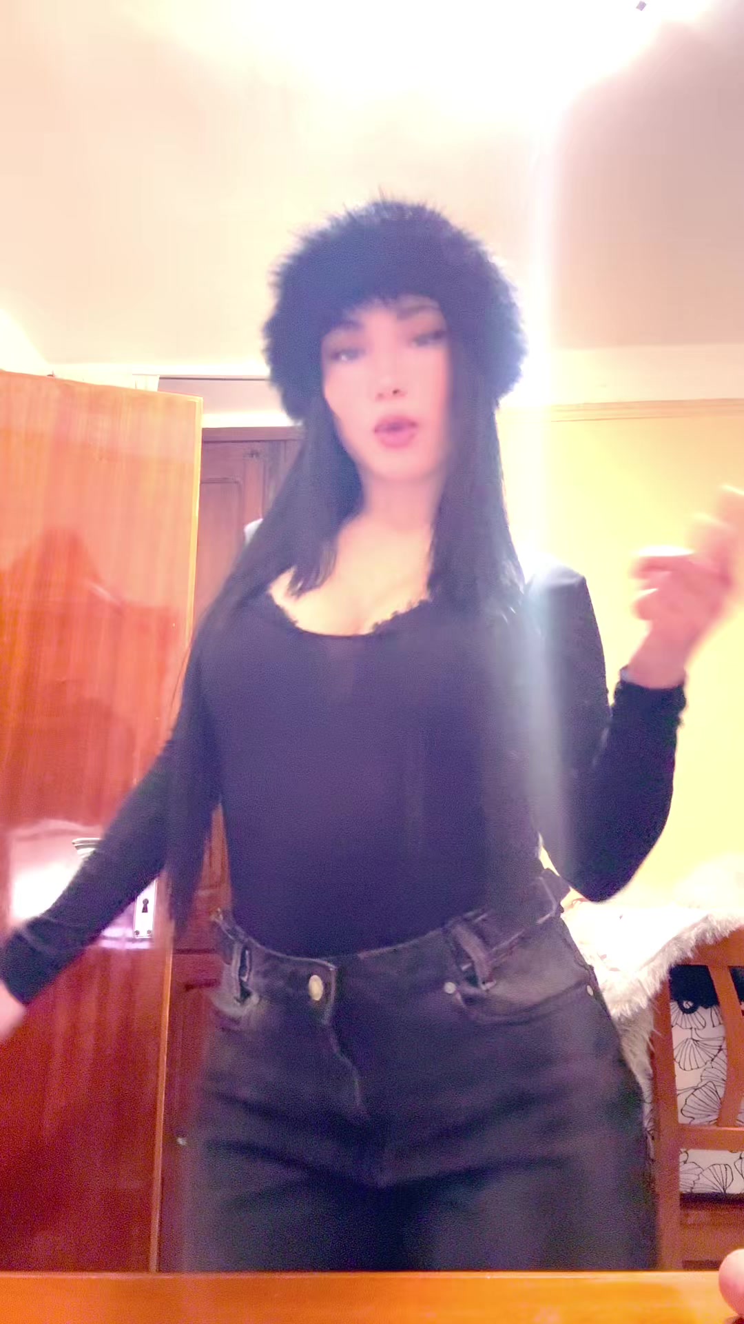 @illyy