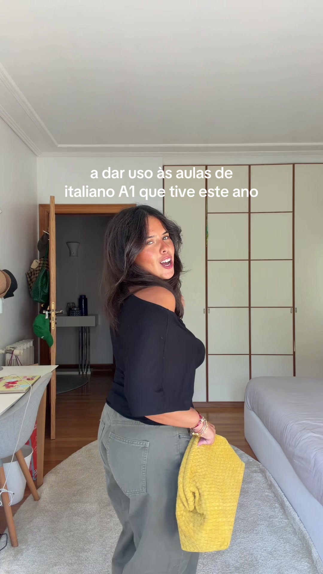 @nenas teixeira