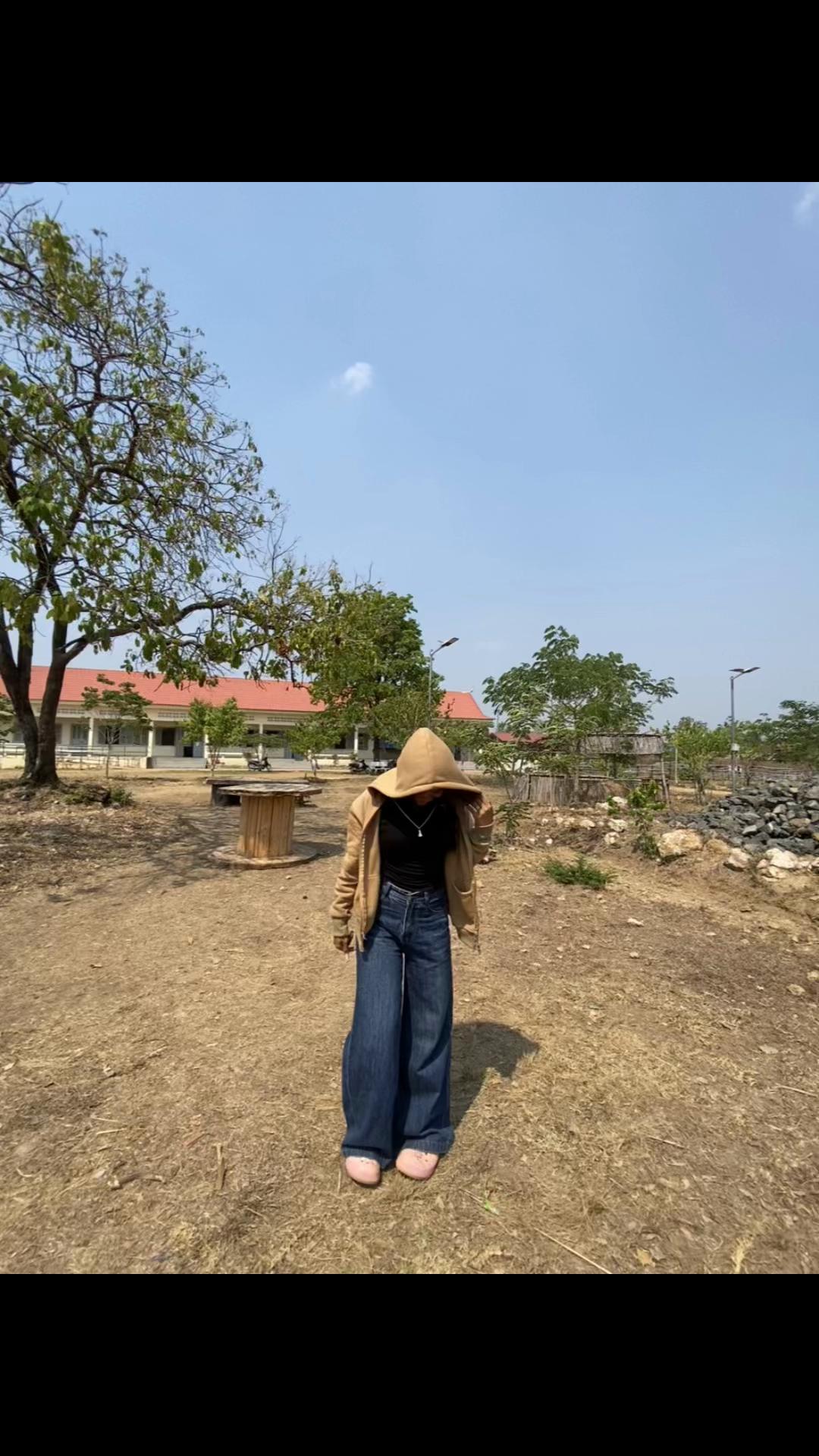 @ly.tham7
