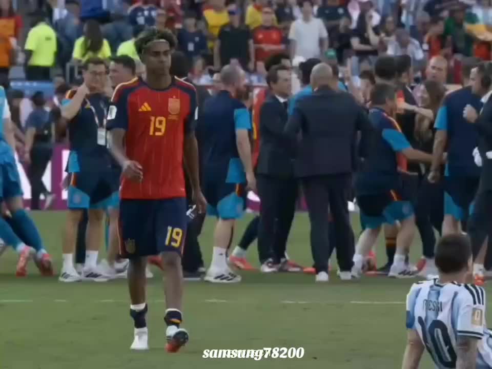 @Bouba🇲🇦مغربي