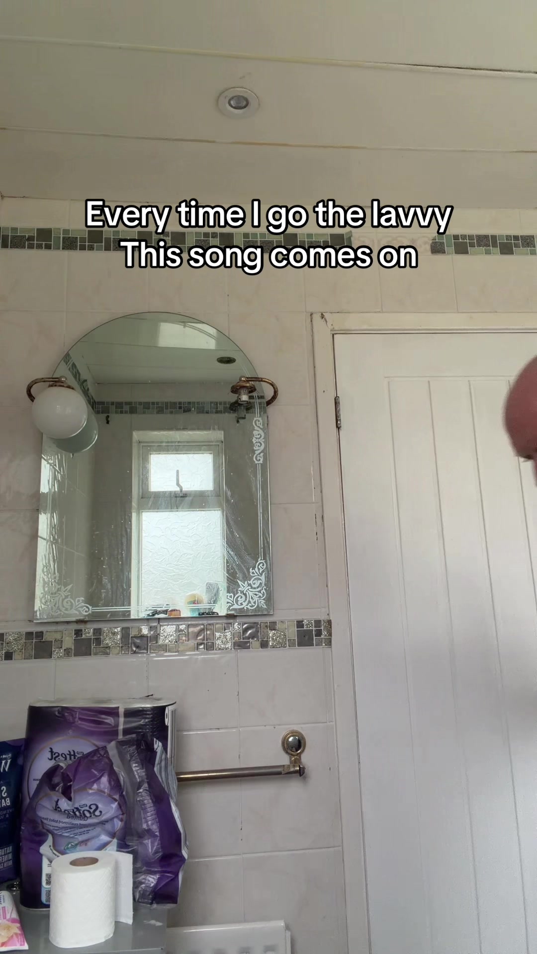 @Guy Routledge