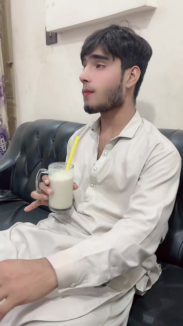 @Ali_khan๐๐ถ