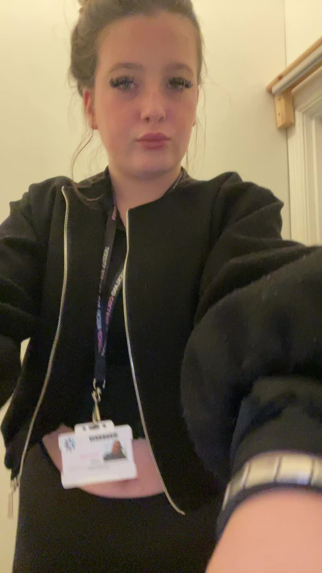 @Evie grace🥰