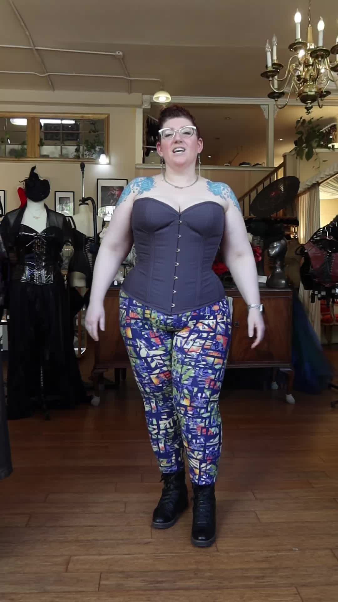 @Dark Garden Corsetry