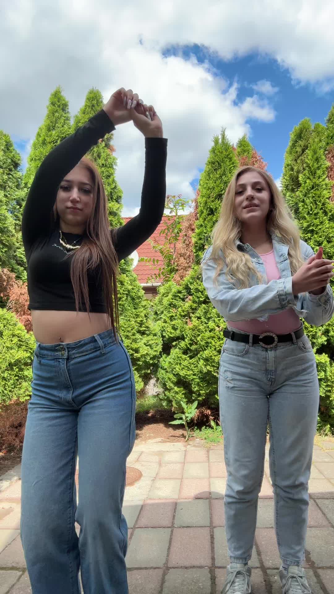 @_jazis_